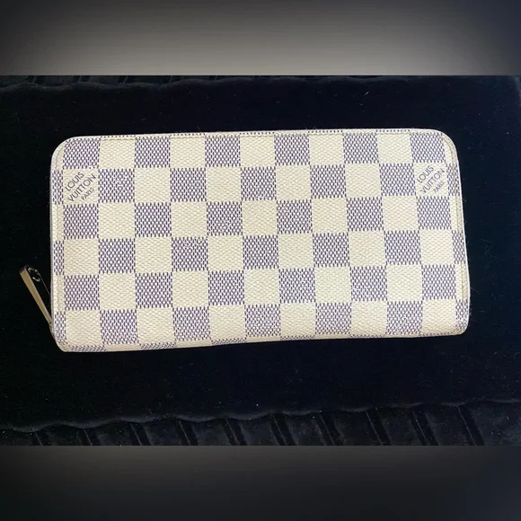 Louis Vuitton Damier Azur Canvas Wallet EXCELLENT CONDITION!! - Picture 2 of 15